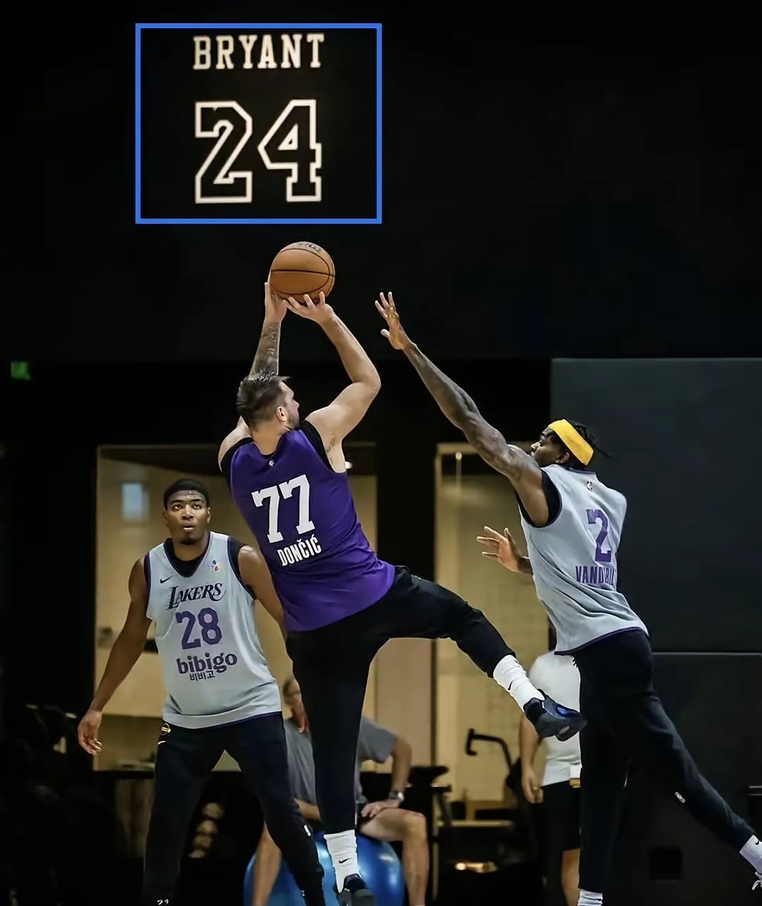 贝博官方平台-洛杉矶湖人冲刺阶段复出首秀；志在欧篮联名次提升；压力陡增；心理建设被强调的简单介绍-贝博官方平台