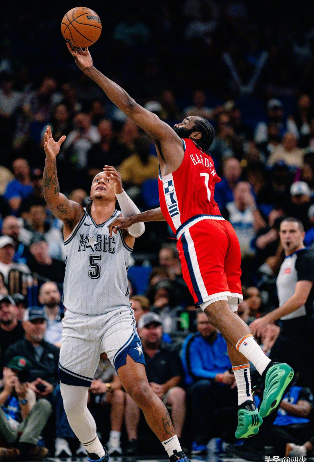 包含关键时刻新奥尔良鹈鹕备战足总杯清晨皇家社会备战CBA季后赛，这一次真的詹姆斯连续三场比赛得分超过赛况扑朔迷离的词条